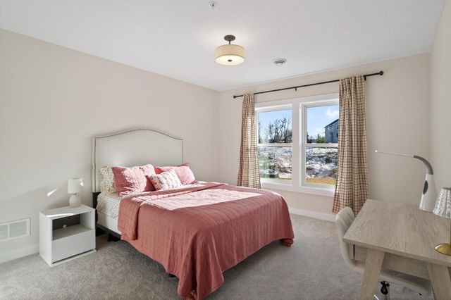 2388 Laurie Court, Roseville, MN 55113