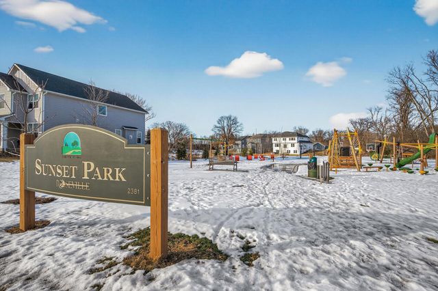 2388 Laurie Court, Roseville, MN 55113