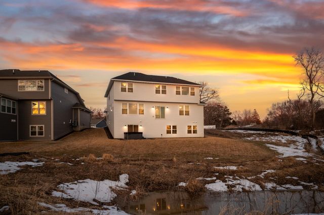 2388 Laurie Court, Roseville, MN 55113