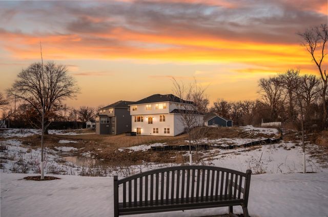 2388 Laurie Court, Roseville, MN 55113