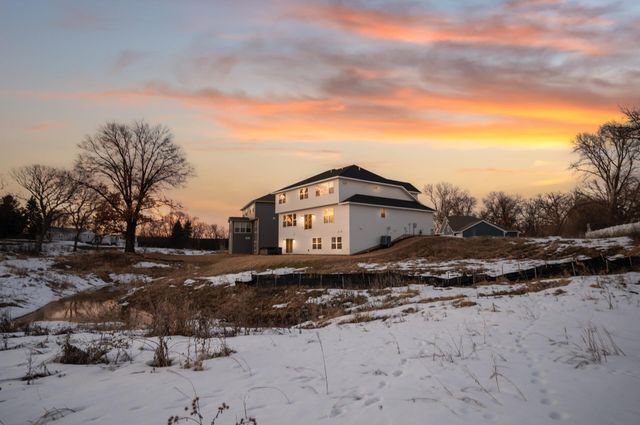 2388 Laurie Court, Roseville, MN 55113