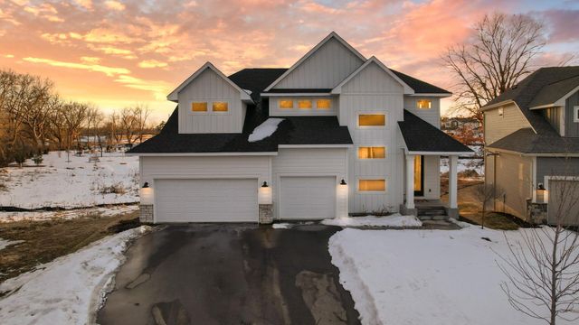 2388 Laurie Court, Roseville, MN 55113