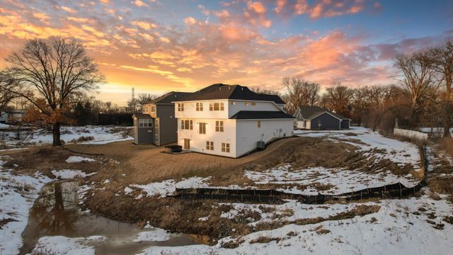 2388 Laurie Court, Roseville, MN 55113