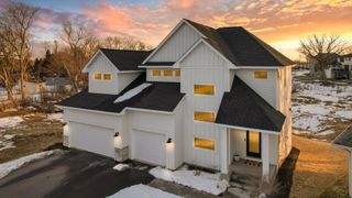 2388 Laurie Court, Roseville, MN 55113
