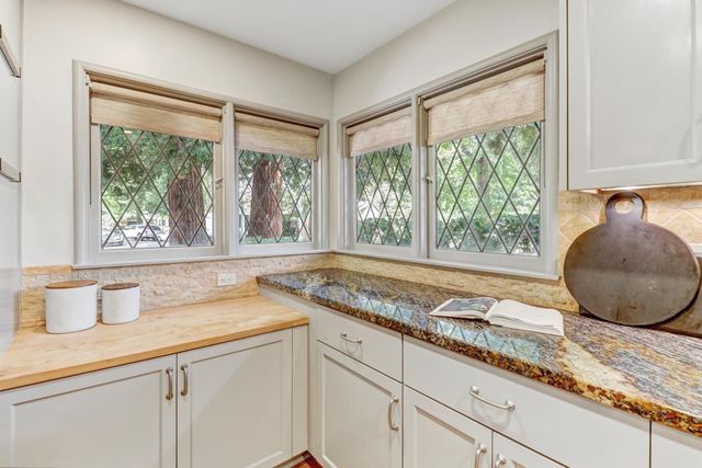 1680 8th Ave, Sacramento, CA 95818