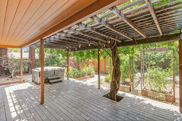 1680 8th Ave, Sacramento, CA 95818