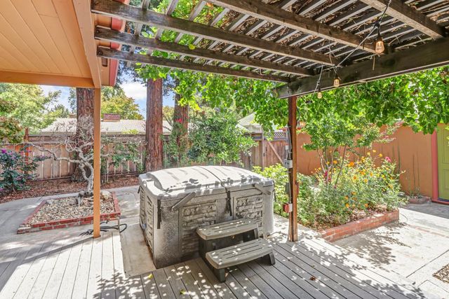 1680 8th Ave, Sacramento, CA 95818
