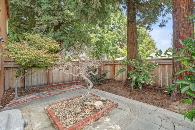 1680 8th Ave, Sacramento, CA 95818