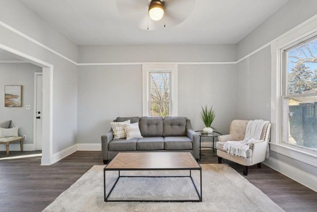 1116 Nebraska STREET, Oshkosh, WI 54902