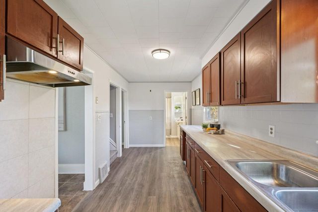 1116 Nebraska STREET, Oshkosh, WI 54902