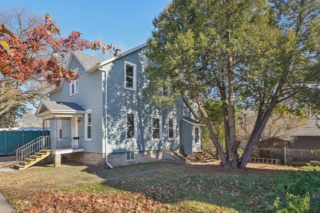 1116 Nebraska STREET, Oshkosh, WI 54902