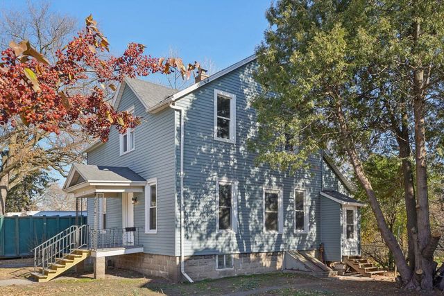 1116 Nebraska STREET, Oshkosh, WI 54902