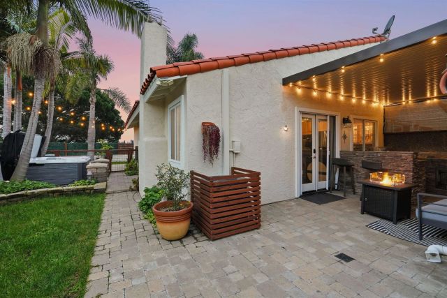811 Caminito Del Sol, Carlsbad, CA 92011