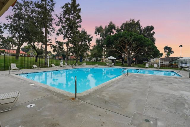 811 Caminito Del Sol, Carlsbad, CA 92011