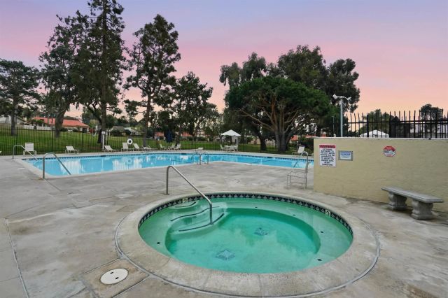 811 Caminito Del Sol, Carlsbad, CA 92011