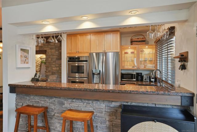 811 Caminito Del Sol, Carlsbad, CA 92011