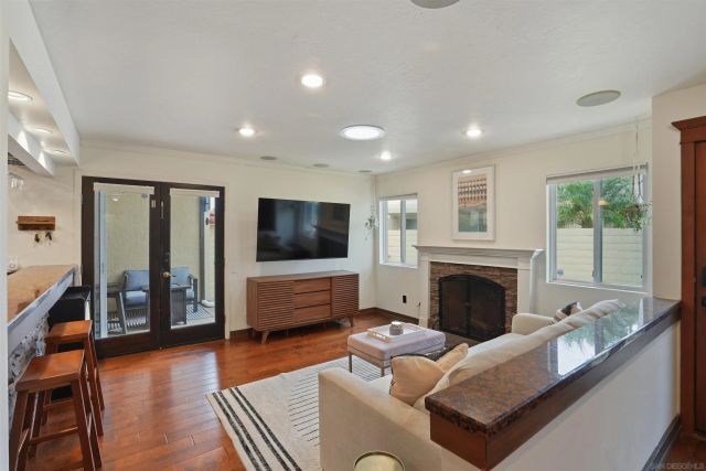 811 Caminito Del Sol, Carlsbad, CA 92011