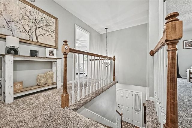 7645 N Lucerne Court, Kansas City, MO 64151