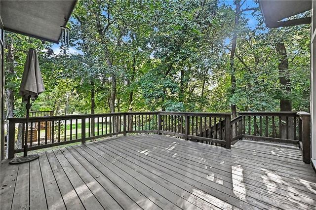 7645 N Lucerne Court, Kansas City, MO 64151