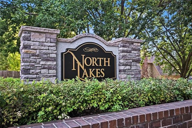7645 N Lucerne Court, Kansas City, MO 64151