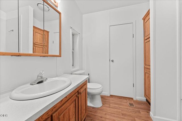 273 Canyon Oak Drive, Grants Pass, OR 97526