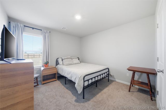 15385 S 37th Court S, Bixby, OK 74008