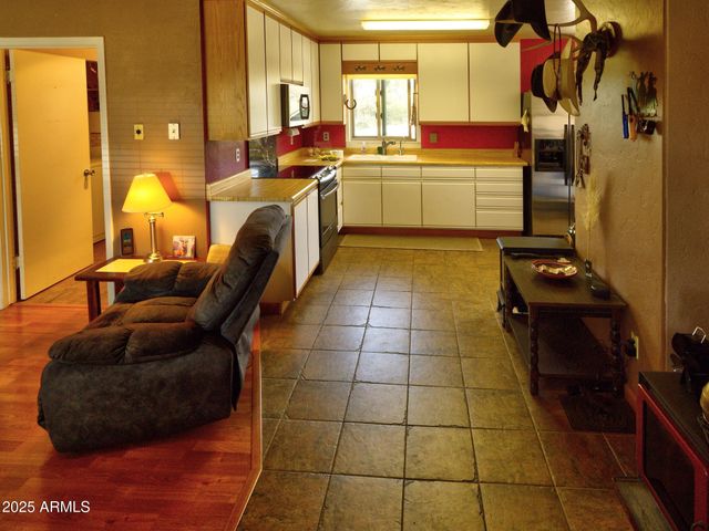 1636 N Elaine Way, Prescott, AZ 86301