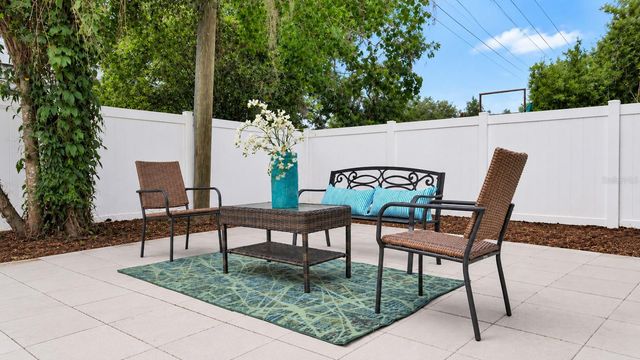 2464 DERBYSHIRE ROAD, Maitland, FL 32751