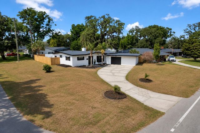 2464 DERBYSHIRE ROAD, Maitland, FL 32751