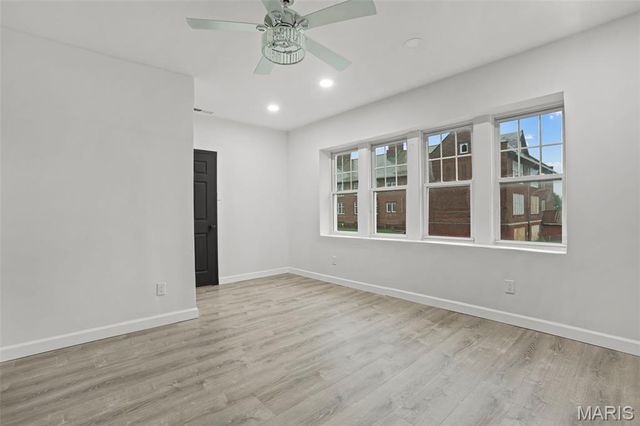 4935 Cote Brilliante Avenue, St Louis, MO 63113