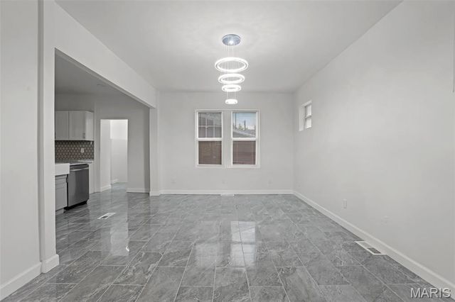 4935 Cote Brilliante Avenue, St Louis, MO 63113