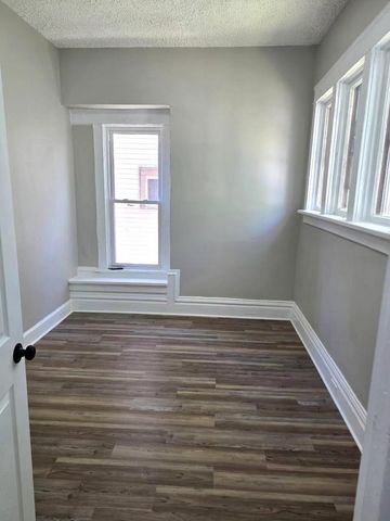 1212 W Chambers STREET, Milwaukee, WI 53206