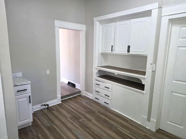 1212 W Chambers STREET, Milwaukee, WI 53206