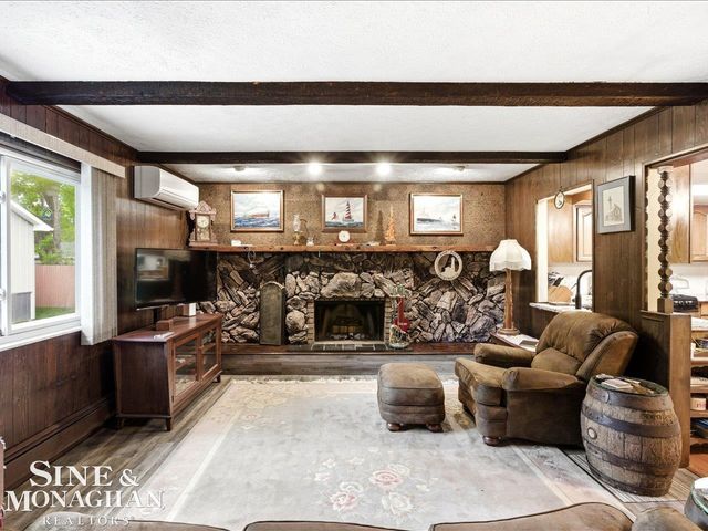 829 Townsend Cresent West Street, Algonac, MI 48001