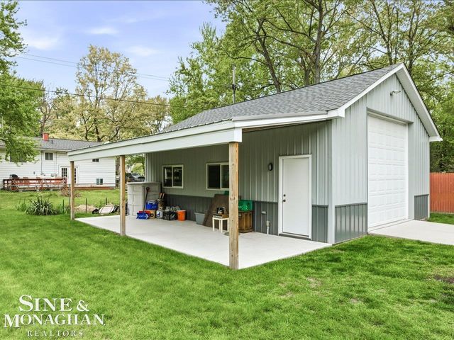 829 Townsend Cresent West Street, Algonac, MI 48001