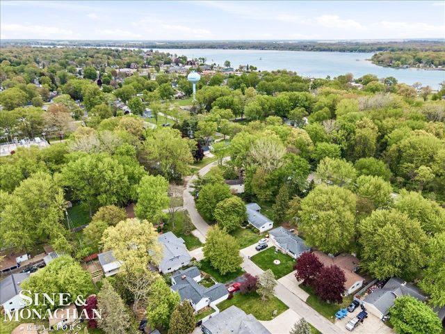 829 Townsend Cresent West Street, Algonac, MI 48001