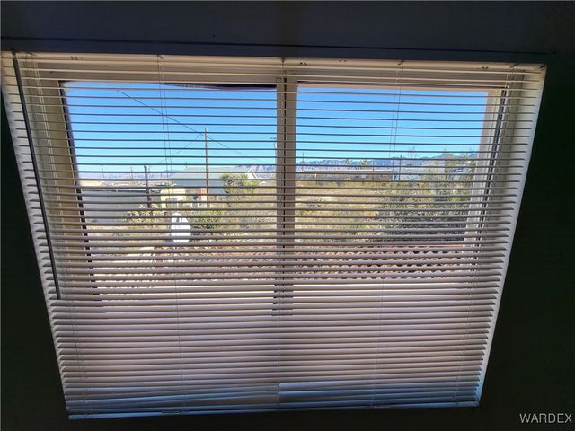 95 W Coral Isle Drive, Meadview, AZ 86444