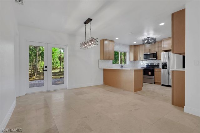 3371 8th AVE SE, Naples, FL 34117