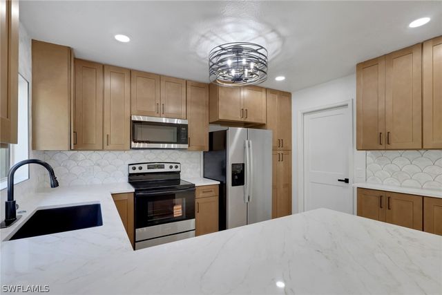 3371 8th AVE SE, Naples, FL 34117