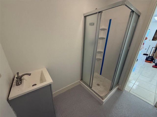 5914 Cullen Boulevard, Houston, TX 77021