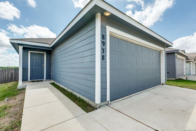 8938 SOLAR CV, San Antonio, TX 78252