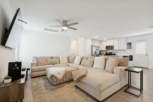 8938 SOLAR CV, San Antonio, TX 78252