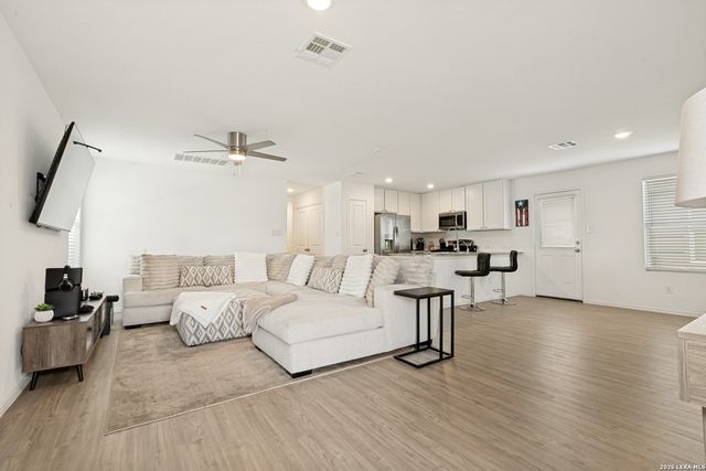 8938 SOLAR CV, San Antonio, TX 78252
