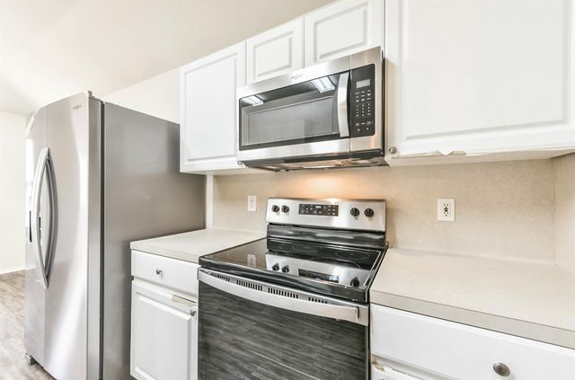 19822 River Breeze Drive, Tomball, TX 77375