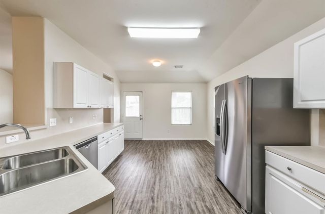 19822 River Breeze Drive, Tomball, TX 77375