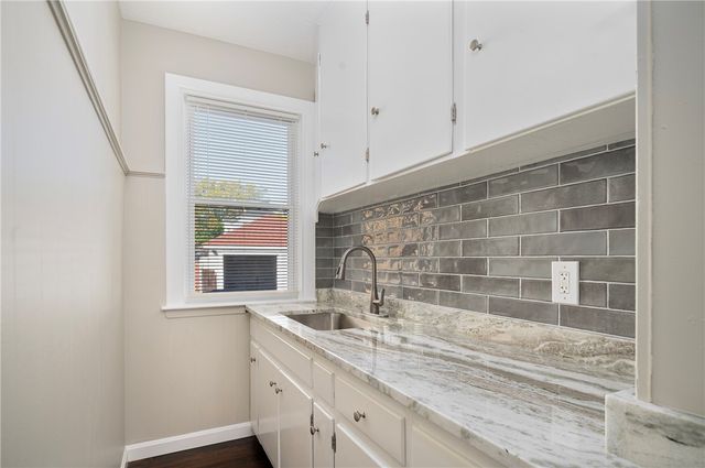 4 S Carpenter Street, East Providence, RI 02914