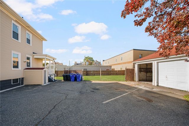 4 S Carpenter Street, East Providence, RI 02914