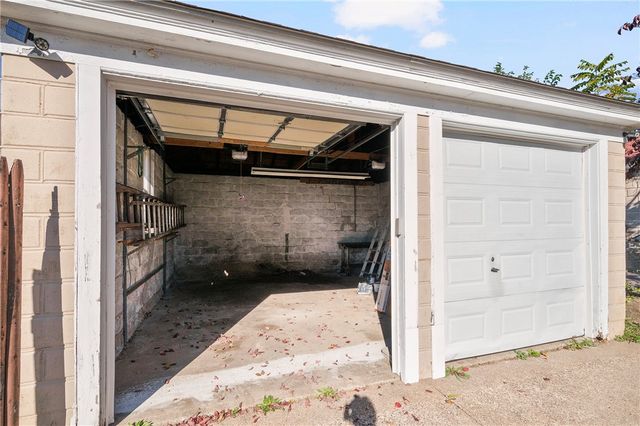 4 S Carpenter Street, East Providence, RI 02914