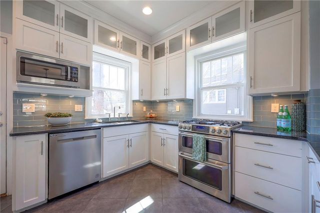 17 W 58th Street, Kansas City, MO 64113