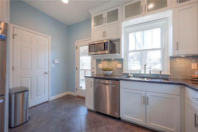 17 W 58th Street, Kansas City, MO 64113